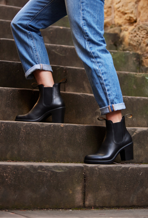 Fargo waterproof top chelsea bootie cougar