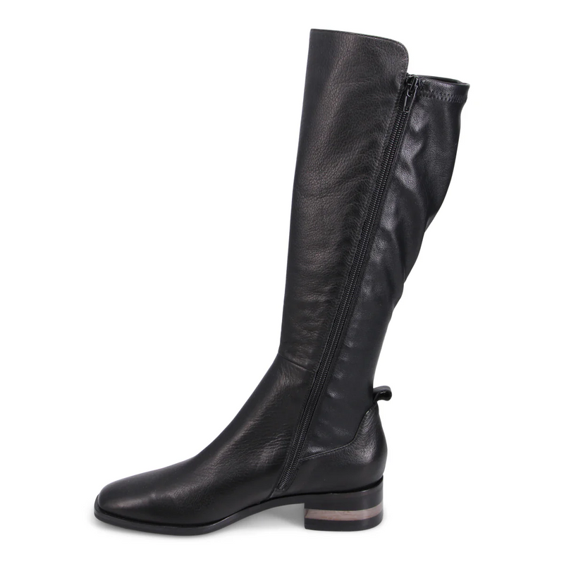 Django & Juliette Women&