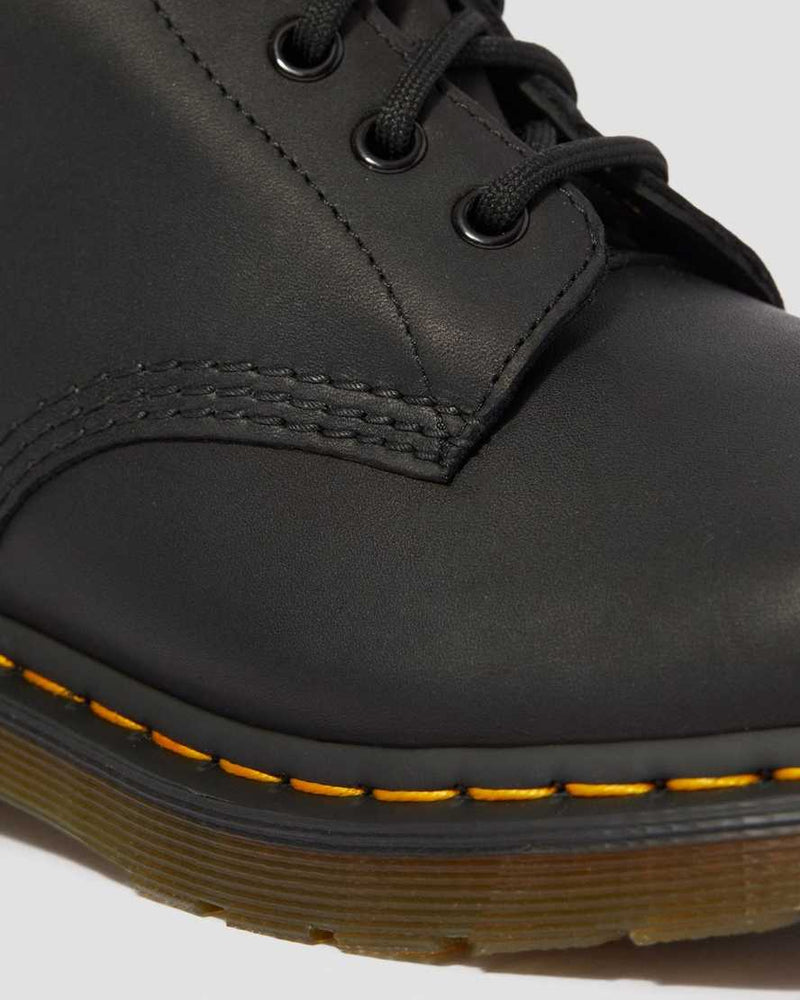 Dr. Martens Unisex 1460 Greasy Leather