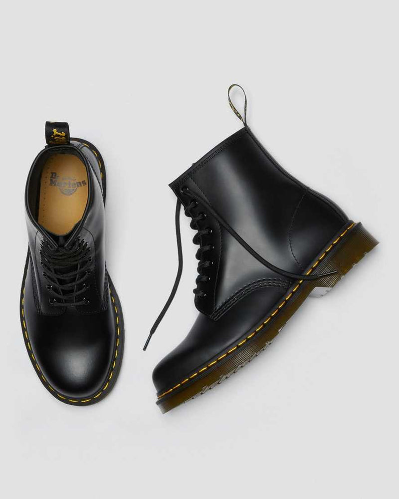Dr. Martens Unisex 1460 Smooth Leather