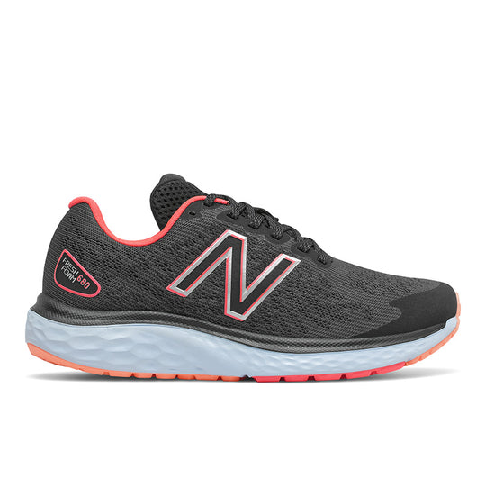 New Balance Women's 680 V7